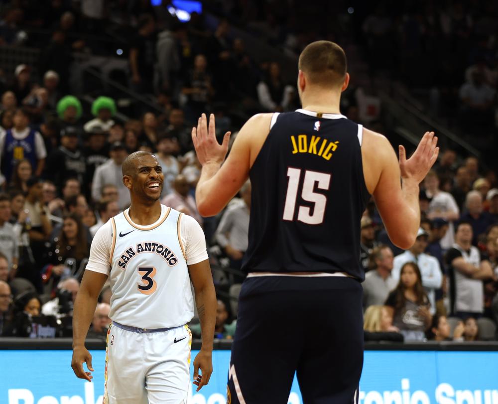 场比赛中 场比赛中