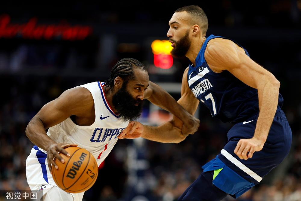 在现代竞技 在现代竞技