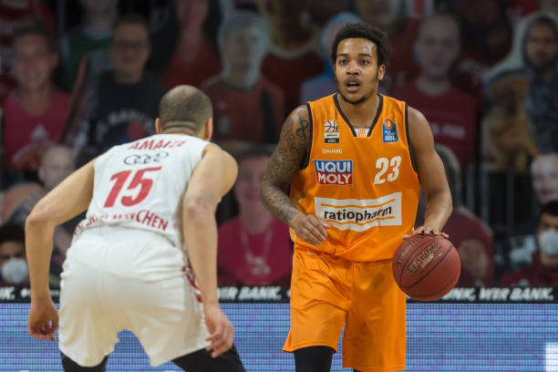 决定瞬间 决定瞬间