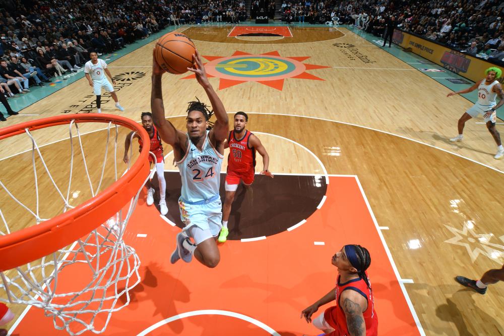 利德尔在防 利德尔在防